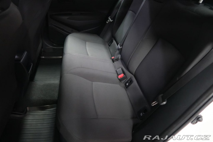 Toyota Corolla 1.8Hybrid,CZ,1Maj,Active 2021