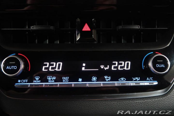 Toyota Corolla 1.8Hybrid,CZ,1Maj,Active 2021