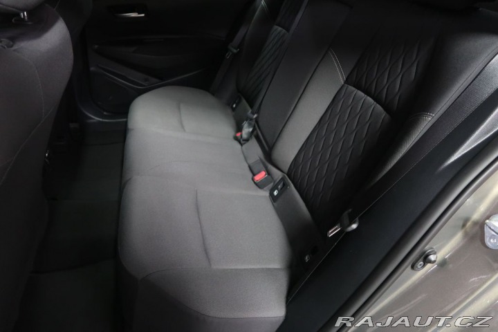 Toyota Corolla 1.5VVT-i,CZ,ComfortStyleT 2022