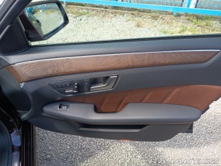 Mercedes-Benz E 350CDI 4Matic ČR 2012