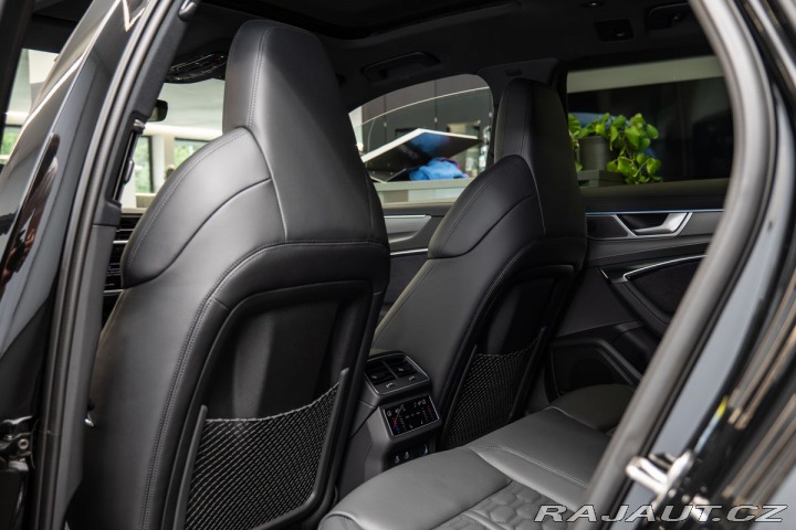 Audi RS6 Avant 2024
