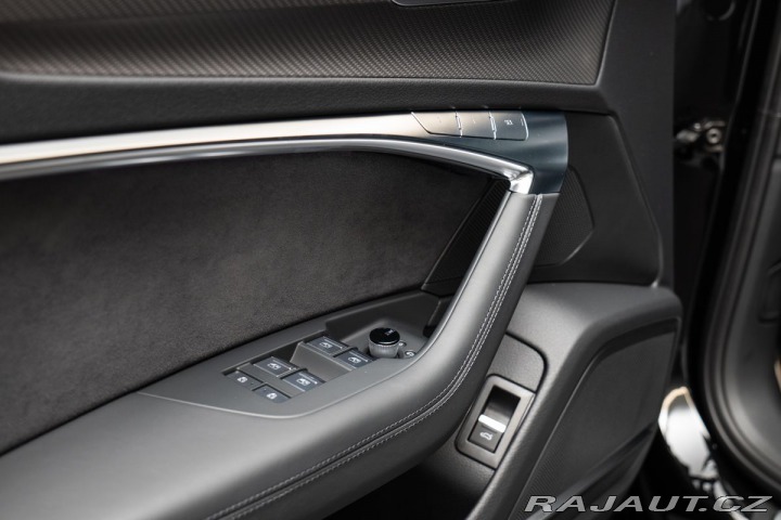 Audi RS6 Avant 2024