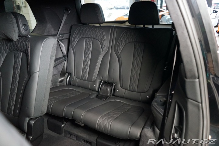 BMW X7 40i*xDRIVE*PANO*7MÍST*MER 2023