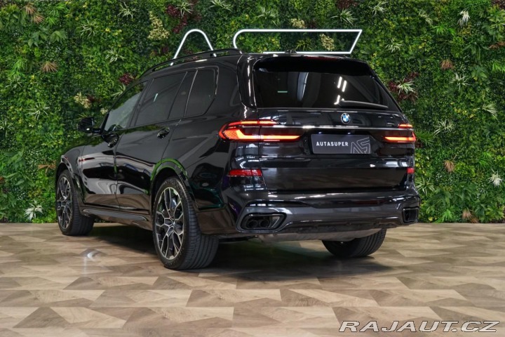 BMW X7 40i*xDRIVE*PANO*7MÍST*MER 2023