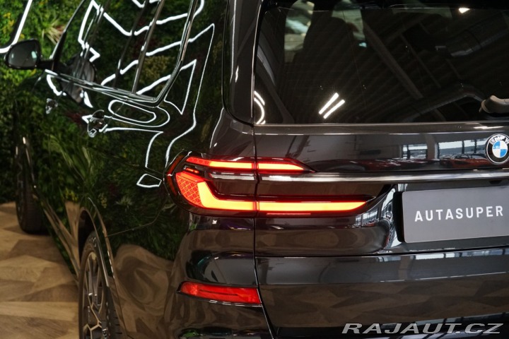 BMW X7 40i*xDRIVE*PANO*7MÍST*MER 2023