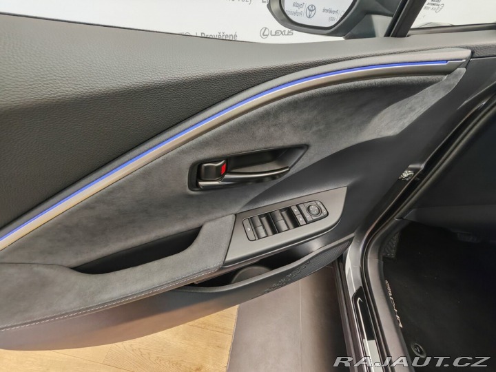 Toyota C-HR 2.0 Hybrid 4x2 Executive 2024