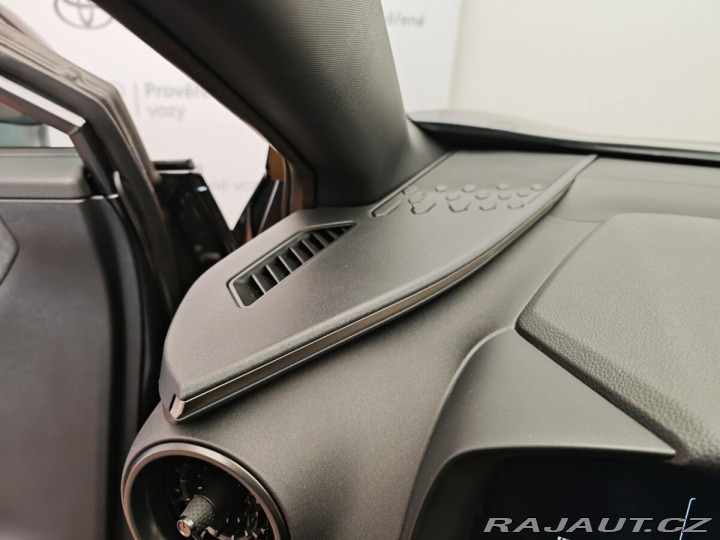 Toyota C-HR 2.0 Hybrid 4x2 Executive 2024