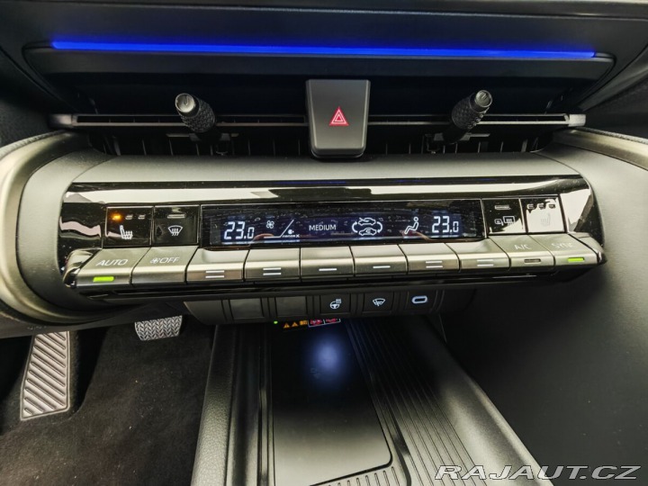 Toyota C-HR 2.0 Hybrid 4x2 Executive 2024