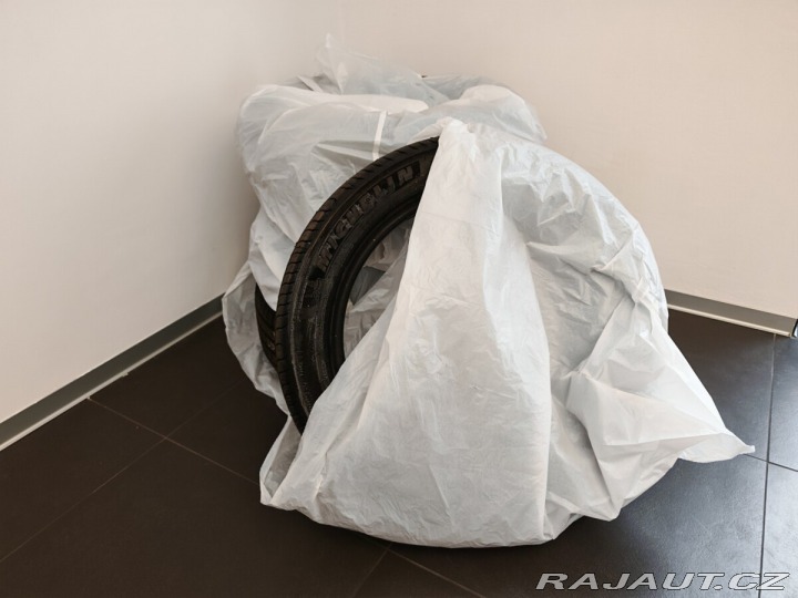 Toyota C-HR 2.0 Hybrid 4x2 Executive 2024