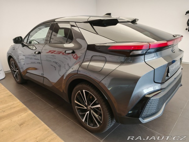 Toyota C-HR 2.0 Hybrid 4x2 Executive 2024