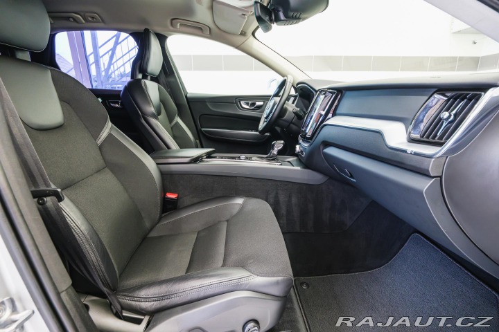 Volvo XC60 D4 AWD/AT 140kW Momentum 2018