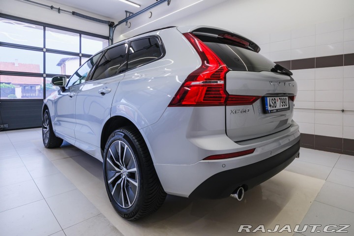 Volvo XC60 D4 AWD/AT 140kW Momentum 2018