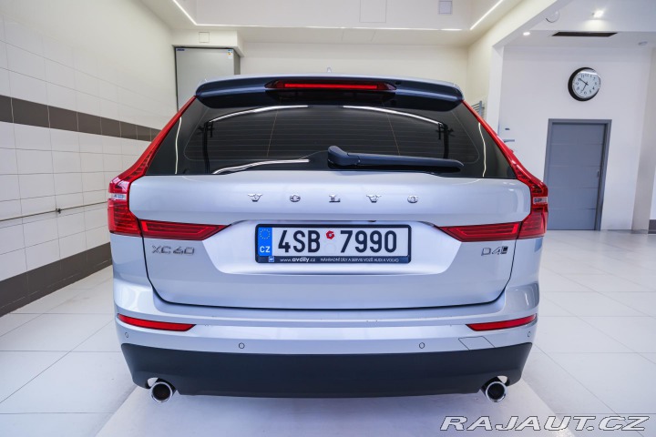 Volvo XC60 D4 AWD/AT 140kW Momentum 2018