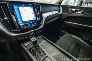 Volvo XC60 D4 AWD/AT 140kW Momentum 2018