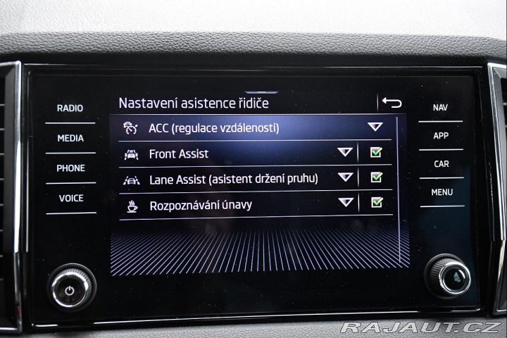 Škoda Karoq 2.0TDi ACC CARPLAY 1M TAŽ 2022