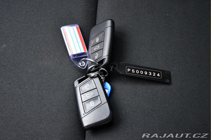 Škoda Karoq 2.0TDi ACC CARPLAY 1M TAŽ 2022