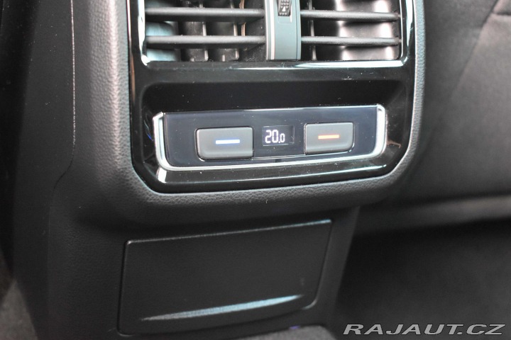 Volkswagen Passat 1.5 TSI DSG*TAŽNÉ*360° KA 2019