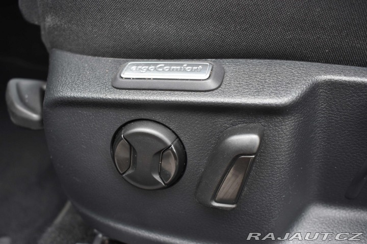 Volkswagen Passat 1.5 TSI DSG*TAŽNÉ*360° KA 2019