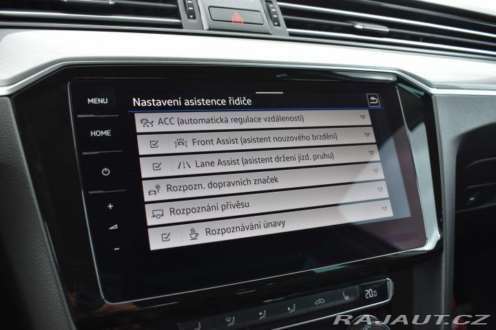 Volkswagen Passat 1.5 TSI DSG*TAŽNÉ*360° KA 2019