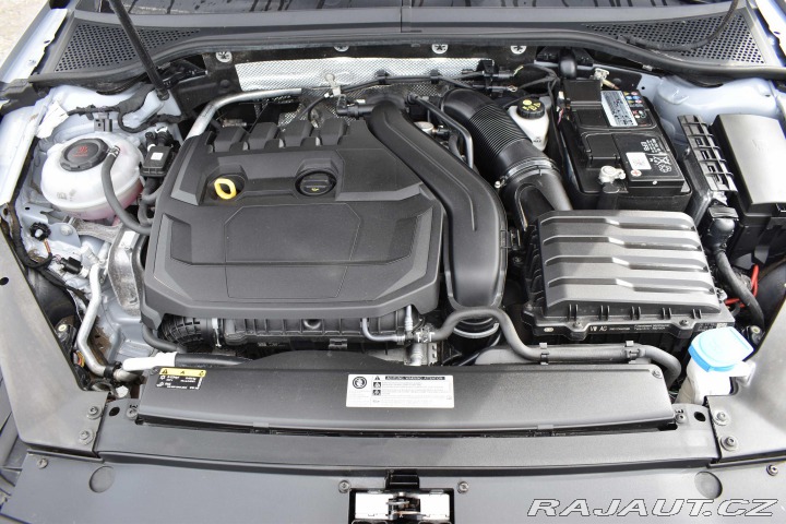 Volkswagen Passat 1.5 TSI DSG*TAŽNÉ*360° KA 2019