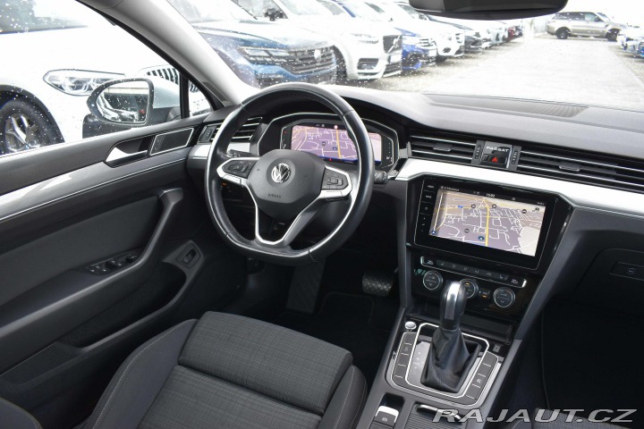 Volkswagen Passat 1.5 TSI DSG*TAŽNÉ*360° KA 2019