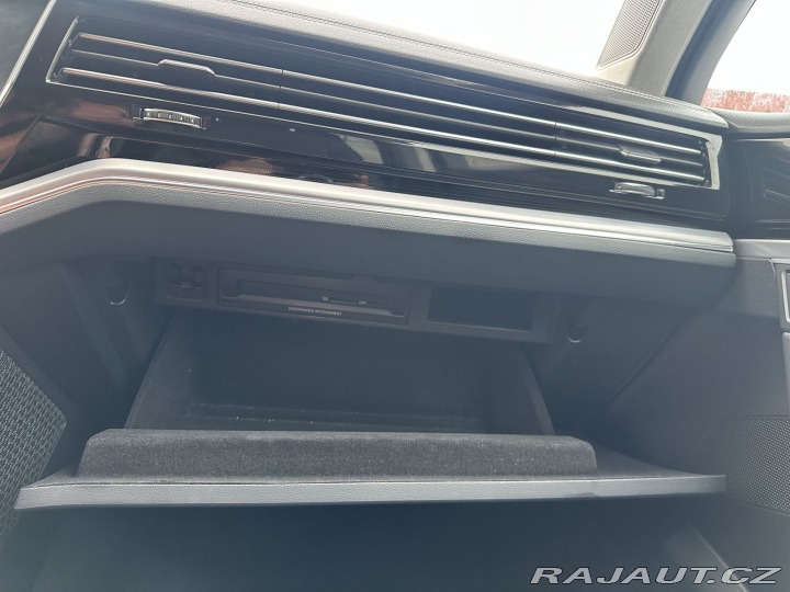 Volkswagen Touareg 3,0TDI 210kW 4x4 ELEGANCE 2020