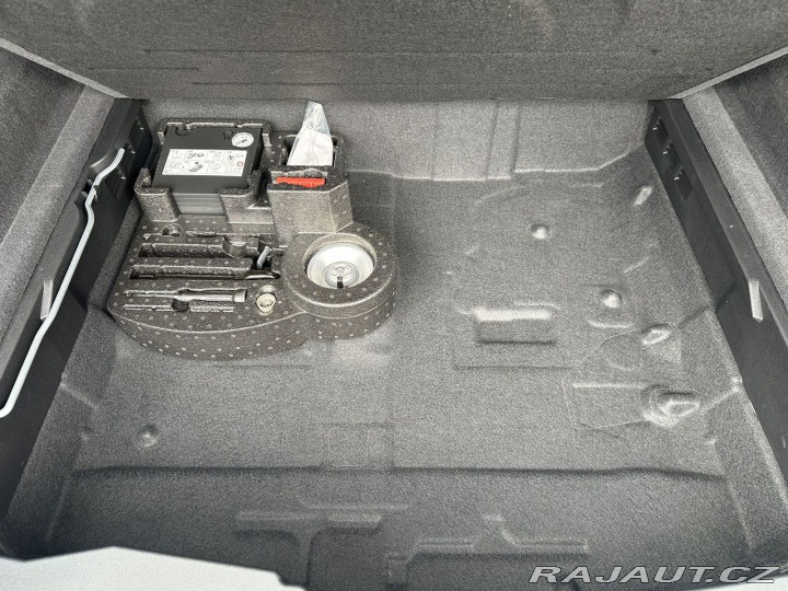 Volkswagen Touareg 3,0TDI 210kW 4x4 ELEGANCE 2020