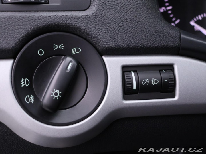 Škoda Octavia 1,6 TDI 77kW Ambition CZ 2012
