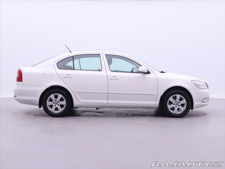 Škoda Octavia 1,6 TDI 77kW Ambition CZ 2012