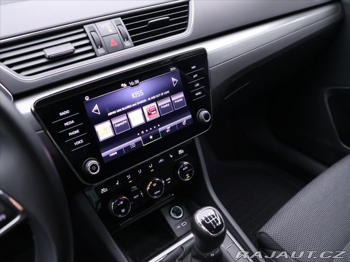 Škoda Superb 2,0 110kW Style 1.Maj. CZ 2021