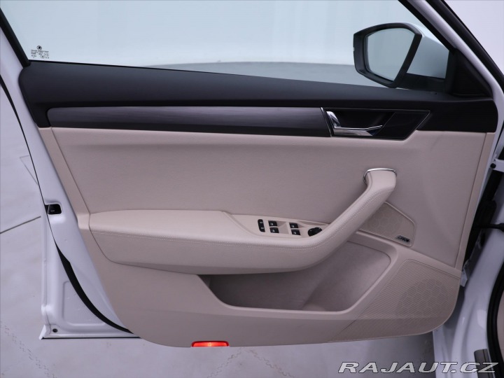 Škoda Superb 2,0 140kW Style DSG 1.Maj 2020