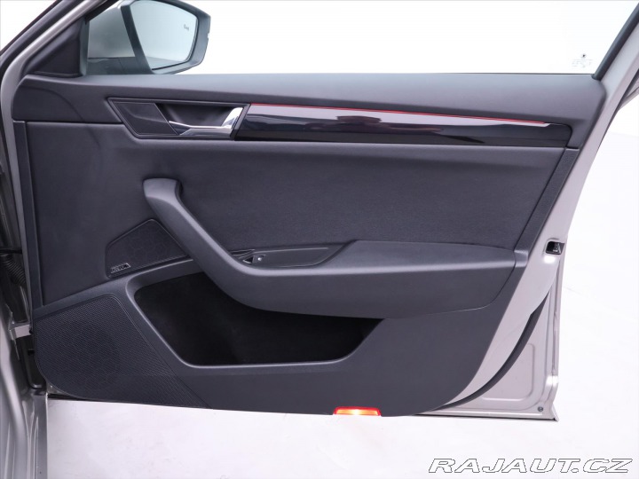 Škoda Superb 2,0 TSI 206kW 4x4 DSG L&a 2017
