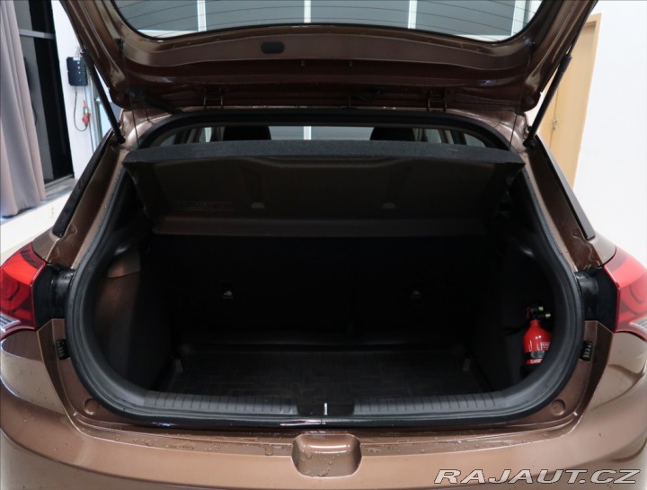 Hyundai i20 1,2 i ČR KLIMA 2015