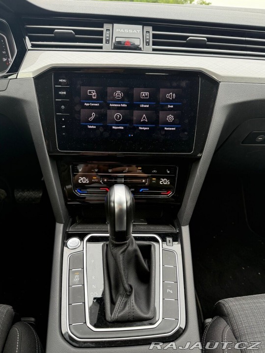 Volkswagen Passat 2,0 Variant DSG BUSINES 2021