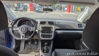 Volkswagen Scirocco 2,0   TDI 103kW, manuál, 2011
