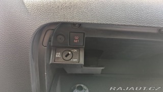 Volkswagen Scirocco 2,0   TDI 103kW, manuál, 2011