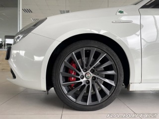 Alfa Romeo Giulietta Quadrifoglio TBi 177kW 2011