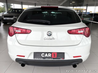 Alfa Romeo Giulietta Quadrifoglio TBi 177kW 2011