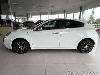 Alfa Romeo Giulietta Quadrifoglio TBi 177kW 2011
