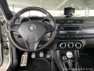 Alfa Romeo Giulietta Quadrifoglio TBi 177kW 2011