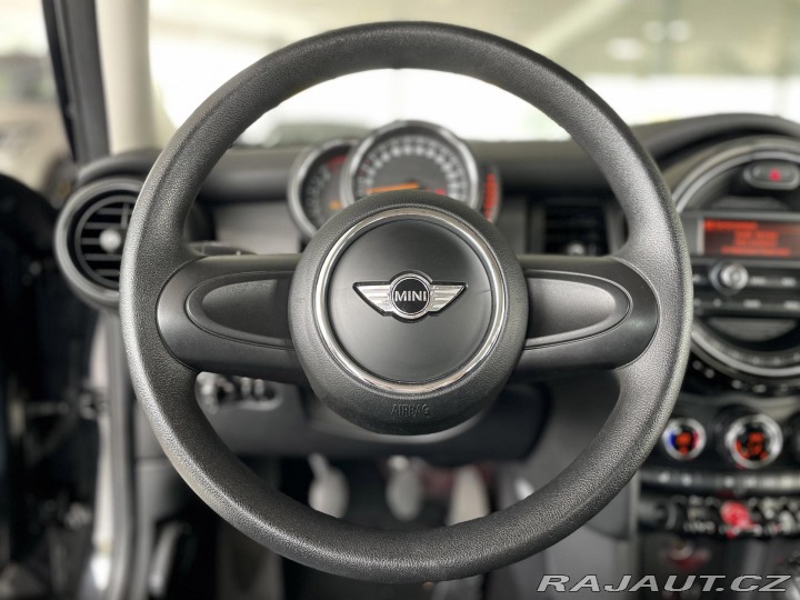 Mini One 75kW*Aut.klima*REZERVACE! 2016