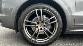 Porsche Cayenne  2019