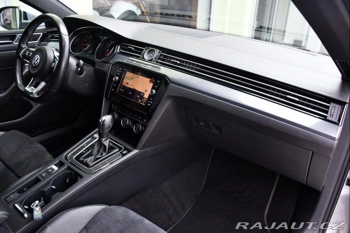 Volkswagen Arteon 2,0TSi R-LINE LED DSG ČR 2020