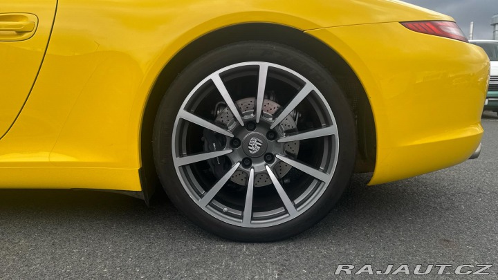 Porsche 911 Carrera Cabriolet 2015
