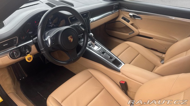 Porsche 911 Carrera Cabriolet 2015
