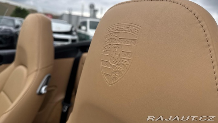 Porsche 911 Carrera Cabriolet 2015