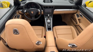 Porsche 911 Carrera Cabriolet 2015