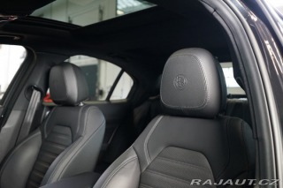 Alfa Romeo Giulia VELOCE*PANO*H/K*KAMERA*ZÁ 2024