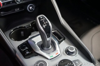 Alfa Romeo Giulia VELOCE*PANO*H/K*KAMERA*ZÁ 2024