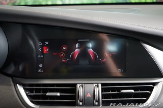 Alfa Romeo Giulia VELOCE*PANO*H/K*KAMERA*ZÁ 2024